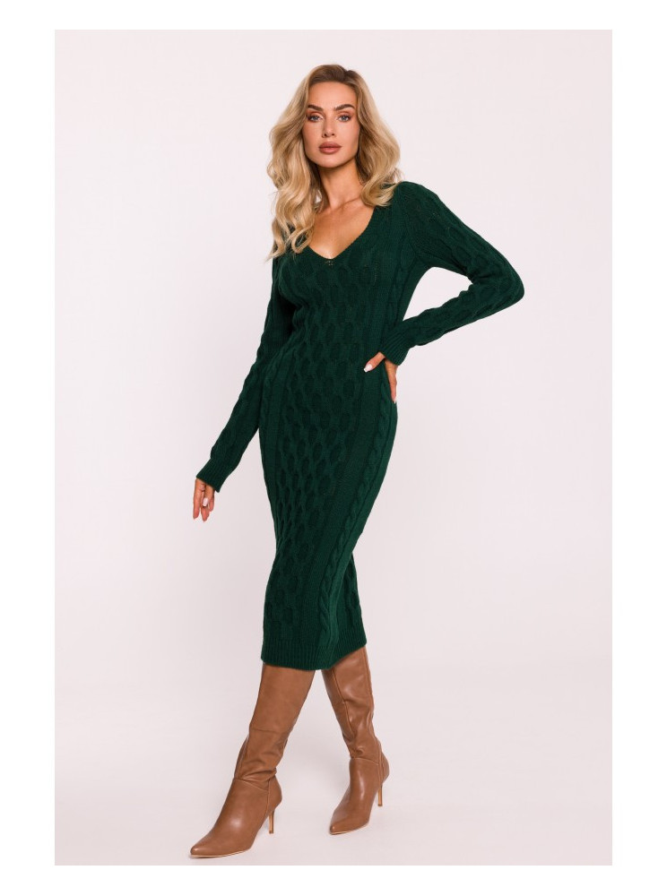 M824 Megzta suknelė su V formos iškirpte - žalia