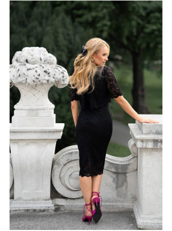 S379 Nėriniuota suknelė su dvigubo sluoksnio viršumi - juoda