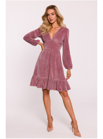 M826 Aksominė suknelė V formos iškirpte - crepe pink