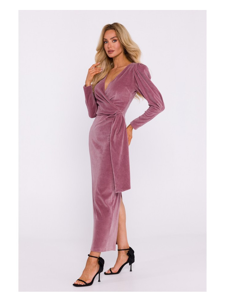 M828 Aksominė, gilios V formos iškirptės ilga suknelė - crepe pink