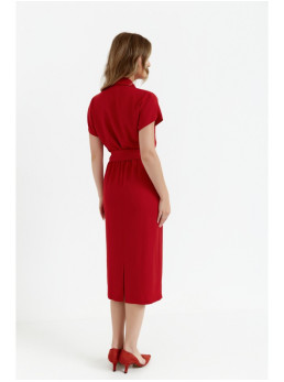 S363 Marškininė suknelė su diržu - raudona