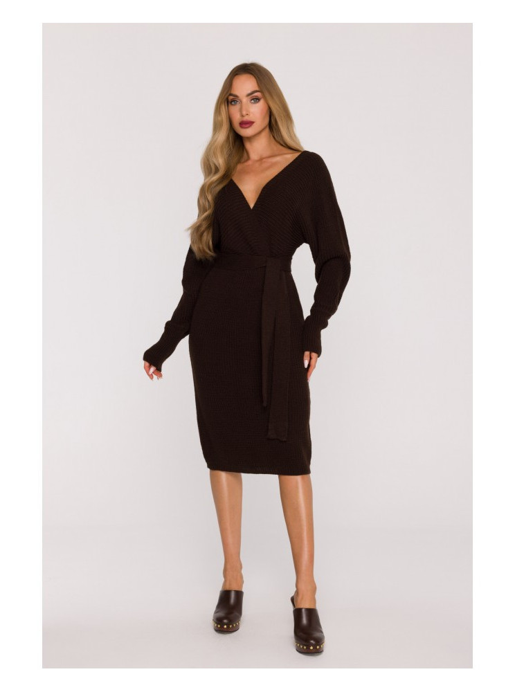 M810 Megztinis-suknelė su V formos iškirpte - ruda