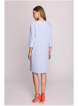 S394 Laisvo stiliaus suknelė su rakinės skylutės iškirpte - šviesiai mėlyna