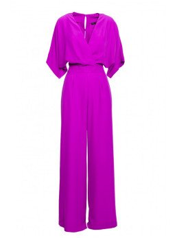 S395 Plataus kirpimo kombinezonas su klostuota iškirpte - levandų