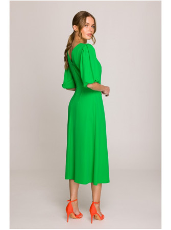 S399 Sukinė su pūstomis rankovėmis - žalia