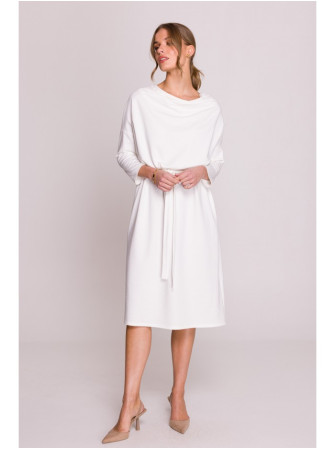 S403 Platėjanti megzta suknelė - nebalinta
