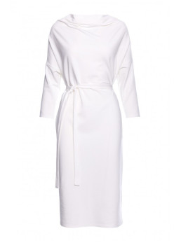 S403 Platėjanti megzta suknelė - nebalinta