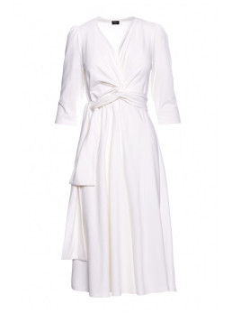 S404 Figūrą pabrėžianti megzta suknelė su dirželiu - nebalinta