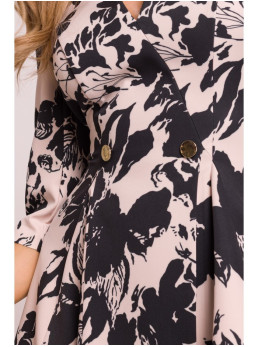 M849 Figūrą išryškinanti mini suknelė su raštu - spalva