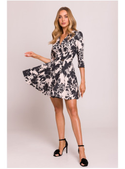 M849 Figūrą pabrėžianti mini suknelė su raštu - spalva