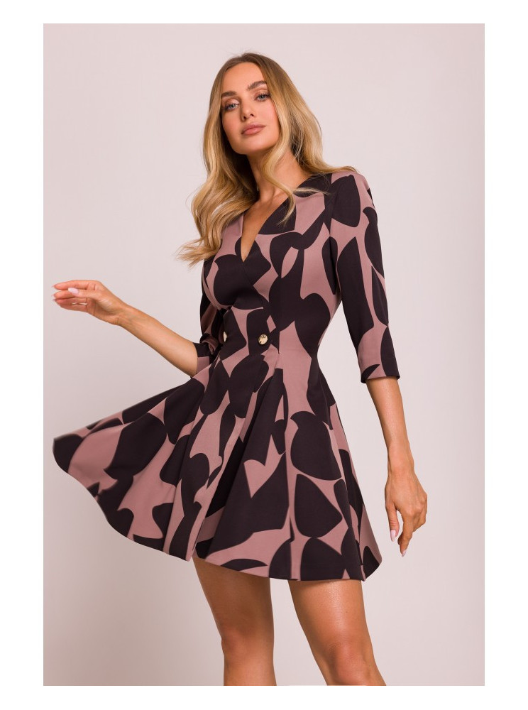 M849 Figūrą pabrėžianti mini suknelė su raštu - spalva