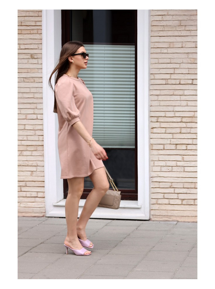 B291 A silueto suknelė pūstomis rankovėmis - mocca