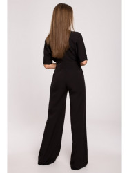 S285 Platus kombinezonas su V formos iškirpte - juodas
