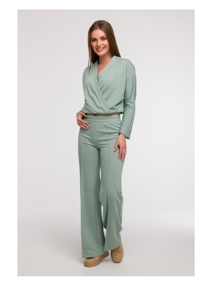 B296 Plačios kelnės su priekinėmis siūlėmis - mėtinė