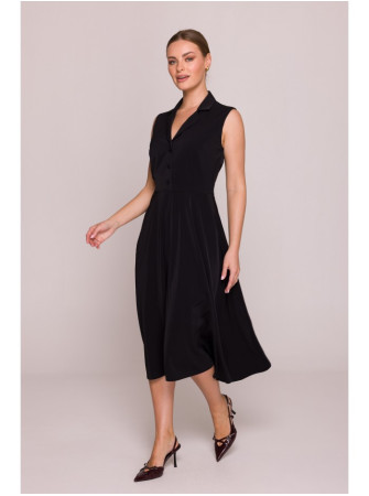 S409 Priglundanti ir platėjanti marškinių tipo suknelė - juoda