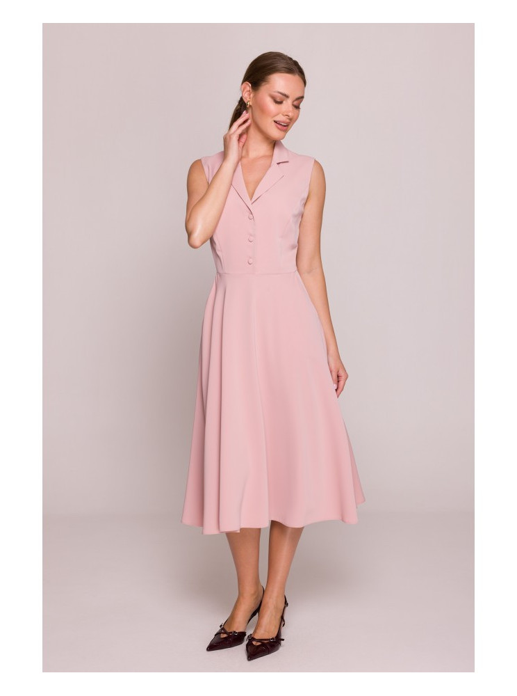 S409 Prigludusi ir platėjanti marškinių tipo suknelė - pudros