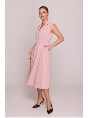 S409 Prigludusi ir platėjanti marškinių tipo suknelė - pudros