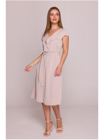 S411 Besiūlė suknelė su raukiniu prie kaklo - smėlio