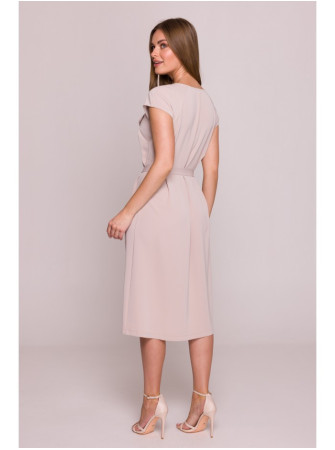 S411 Besiūlė suknelė su raukiniu prie kaklo - smėlio