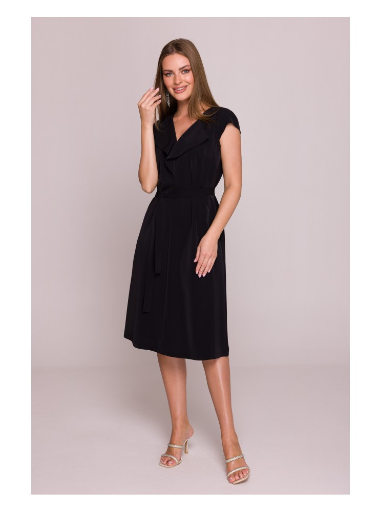 S411 Berankovė suknelė su raukiniu prie kaklo - juoda