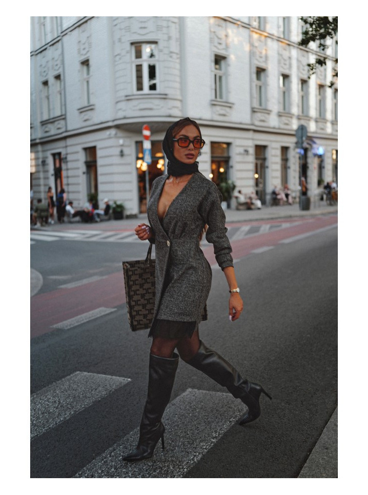 M871 Tvido suknelė-siaučiamas modelis - juoda