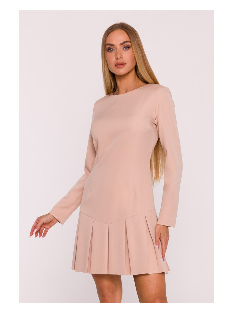 M872 Smėlio spalvos suknelė su atvirkštinėmis klostėmis - smėlio