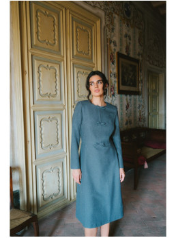 S413 Laisvo silueto suknelė su kaspinėliais - pilka