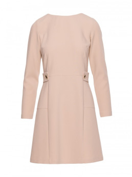 S419 Sukinė su dekoratyvinėmis sagomis ties juosmeniu - smėlio