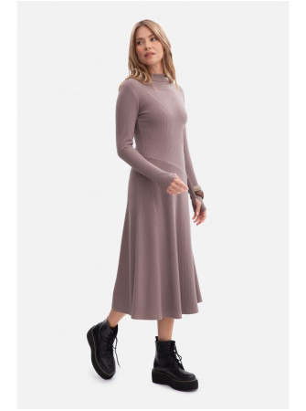 B299 Dryžuota midi suknelė asimetrišku liemeniu - cocoa