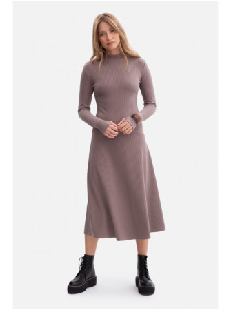 B299 Dryžuota midi suknelė asimetrišku liemeniu - cocoa