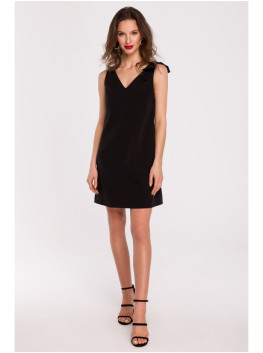 K128 Plain A-line dress with a bow - black