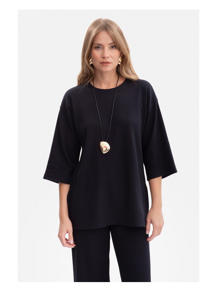 B301 Rievėtas megztinis - juoda