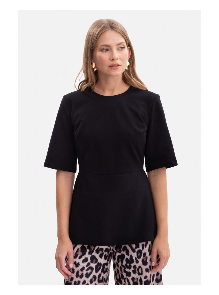 B305 Megzta palaidinė su baskute - juoda