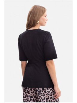 B305 Megzta palaidinė su baskute - juoda