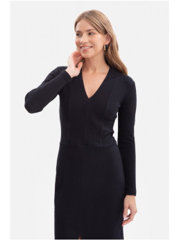 B307 Prie kūno priglundanti suknelė iš rib audinio - juoda