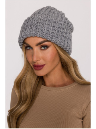 M895 Riešutinė kepurė - pilka