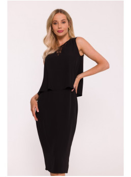 S422 Suknelė su nėrinių intarpu - juoda