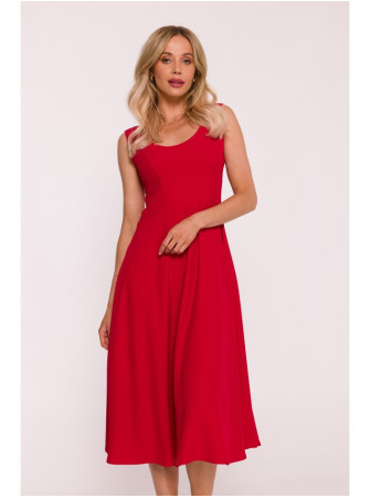S424 Priglundanti ir platėjanti suknelė - raudona