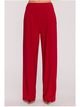 M890 Raudonas kostiumėlis: rauktas viršus ir plačios kelnės - raudona