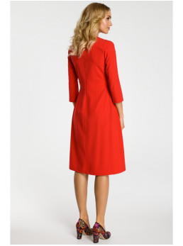 M335 Raudona suknelė su kloste priekyje - raudona