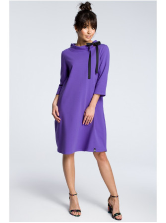 B070 Laisvo stiliaus suknelė su raišteliu - violetinė