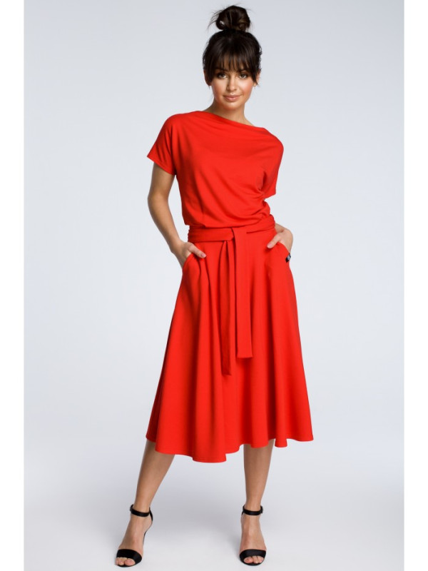 B067 Flared dress - red
