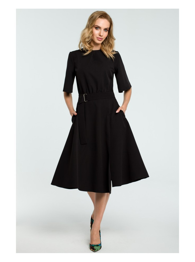 M396 Suknelė - juoda