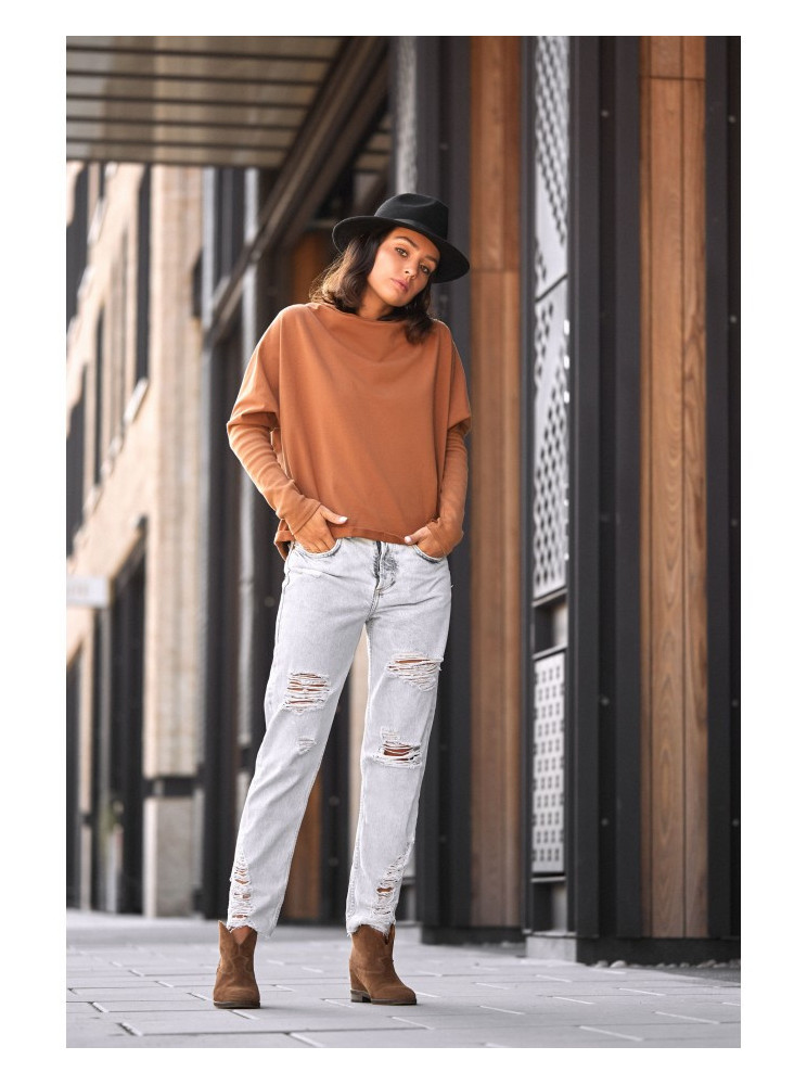 B094 Didelis karamelės spalvos marškinėlis atvira nugara - karamelės