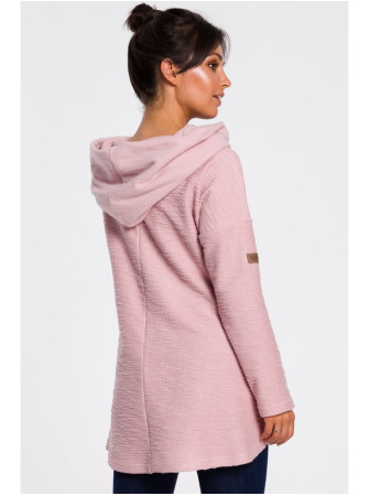 B131 Aukštu kaklu megztinis - pudros