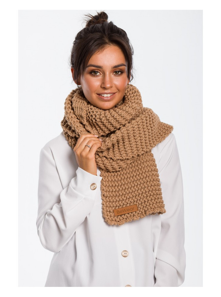BK041 Ilgas žieminis šalikas su logotipu - karamelės