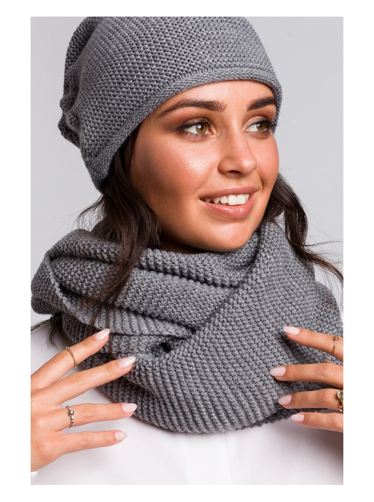 BK042 Apskritas šalikas - pilka