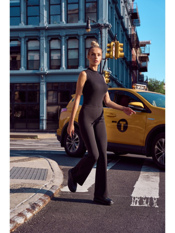 M704 High waisted flared trousers - black