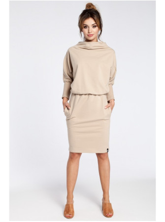B032 Suknelė kimono rankovėmis - smėlio