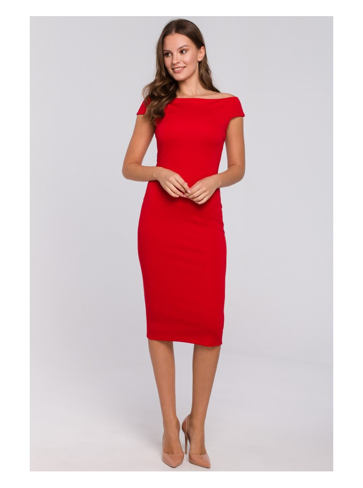 .K001 Megzta suknelė atvirais pečiais - raudona